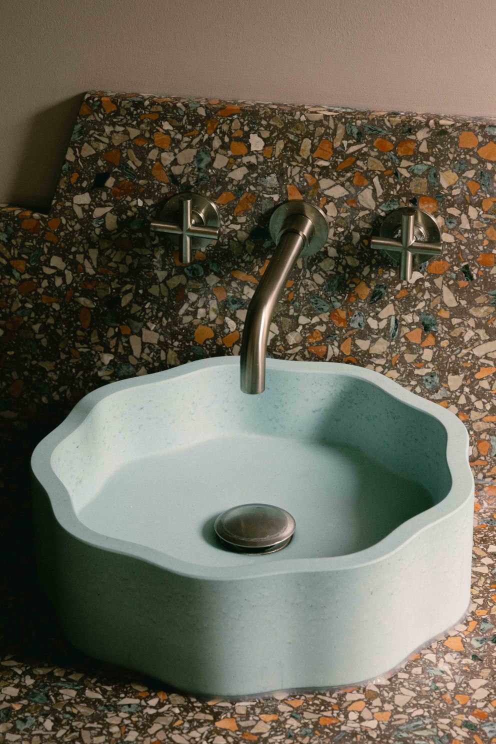 Victorian Terrace, Waterloo | Turquoise concrete sink, bespoke terrazzo vanity unit for en suite bathroom | Interior Designers